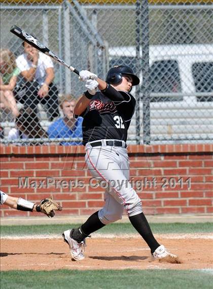 Thumbnail 3 in Berkner vs. Lee (Yellow Rose Classic) photogallery.