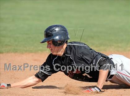 Thumbnail 1 in Berkner vs. Lee (Yellow Rose Classic) photogallery.