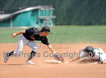 Thumbnail 1 in Berkner vs. Lee (Yellow Rose Classic) photogallery.