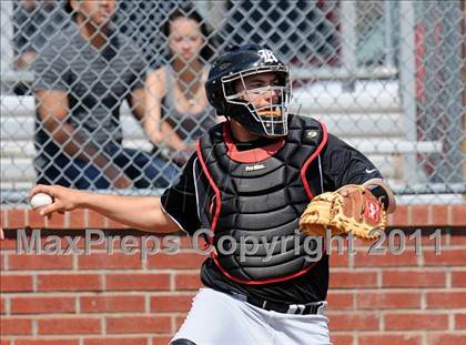 Thumbnail 1 in Berkner vs. Lee (Yellow Rose Classic) photogallery.