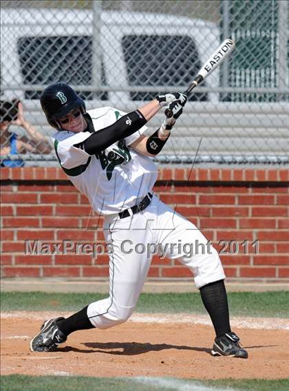 Thumbnail 3 in Berkner vs. Lee (Yellow Rose Classic) photogallery.