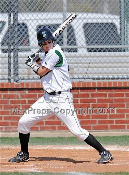Thumbnail 2 in Berkner vs. Lee (Yellow Rose Classic) photogallery.