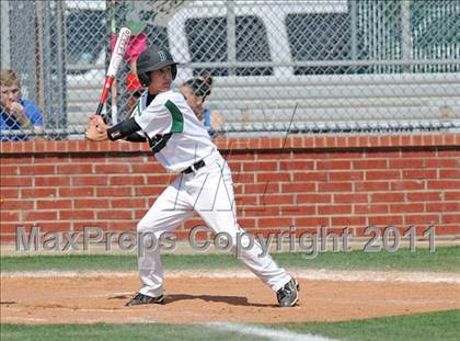 Thumbnail 3 in Berkner vs. Lee (Yellow Rose Classic) photogallery.