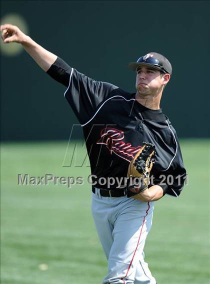 Thumbnail 3 in Berkner vs. Lee (Yellow Rose Classic) photogallery.