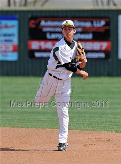 Thumbnail 3 in Berkner vs. Lee (Yellow Rose Classic) photogallery.