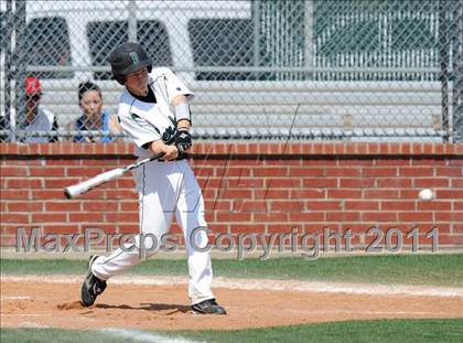 Thumbnail 3 in Berkner vs. Lee (Yellow Rose Classic) photogallery.