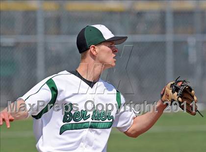 Thumbnail 2 in Berkner vs. Lee (Yellow Rose Classic) photogallery.