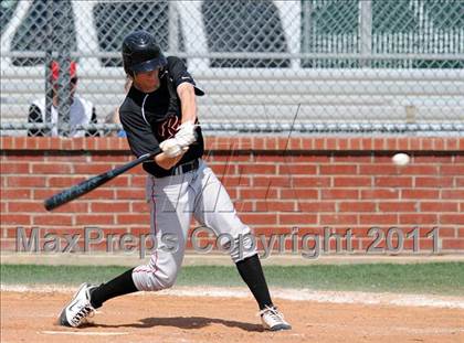 Thumbnail 1 in Berkner vs. Lee (Yellow Rose Classic) photogallery.