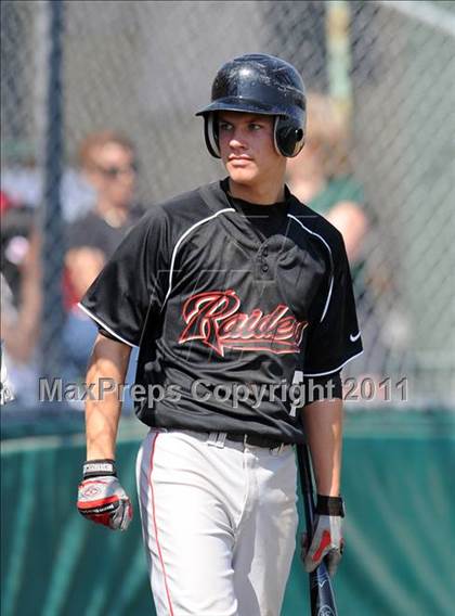 Thumbnail 1 in Berkner vs. Lee (Yellow Rose Classic) photogallery.