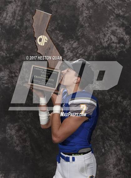 Thumbnail 2 in Serra (CIF State D2-AA Awards) photogallery.