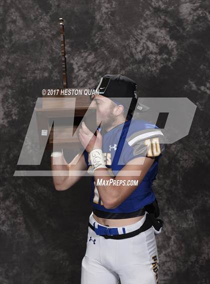 Thumbnail 2 in Serra (CIF State D2-AA Awards) photogallery.