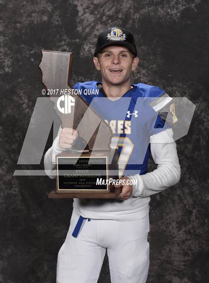 Thumbnail 2 in Serra (CIF State D2-AA Awards) photogallery.