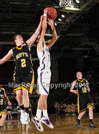 Thumbnail 1 in Walsh vs. Caliche (CHSAA 1A Final Four) photogallery.