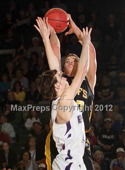 Thumbnail 3 in Walsh vs. Caliche (CHSAA 1A Final Four) photogallery.