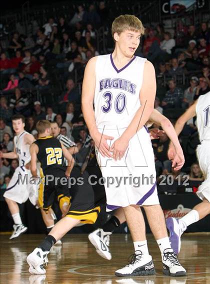 Thumbnail 3 in Walsh vs. Caliche (CHSAA 1A Final Four) photogallery.