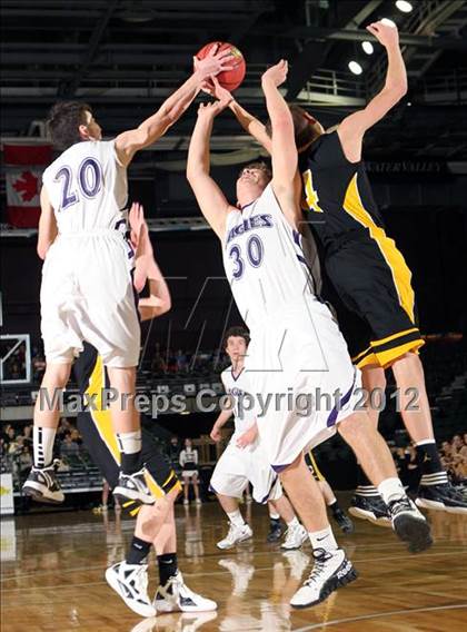 Thumbnail 3 in Walsh vs. Caliche (CHSAA 1A Final Four) photogallery.