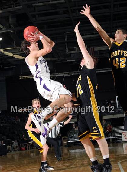 Thumbnail 3 in Walsh vs. Caliche (CHSAA 1A Final Four) photogallery.