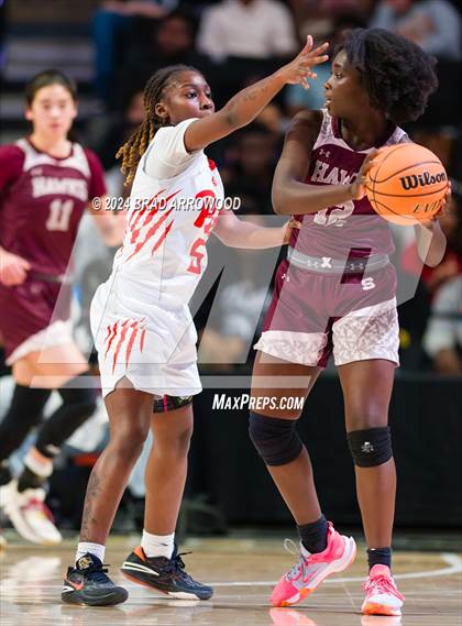 Thumbnail 3 in Seaforth vs North Pitt (NCHSAA 2A Regional Final) photogallery.