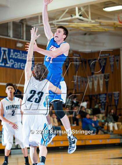 Thumbnail 2 in Clovis North vs. Tamalpais (Chris Huber Classic) photogallery.