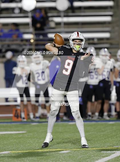 Thumbnail 3 in Dana Hills vs. Glendora (CIF SS Division 6 Semifinal) photogallery.
