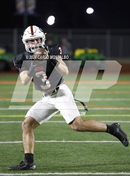 Thumbnail 3 in Dana Hills vs. Glendora (CIF SS Division 6 Semifinal) photogallery.