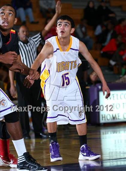 Thumbnail 2 in Dominguez vs. Lynwood photogallery.