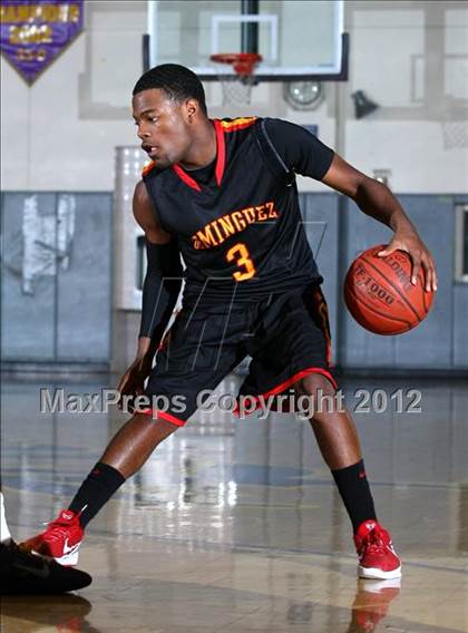 Thumbnail 1 in Dominguez vs. Lynwood photogallery.