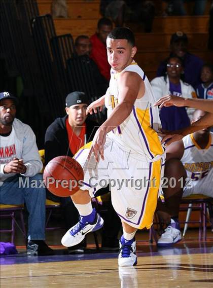 Thumbnail 1 in Dominguez vs. Lynwood photogallery.