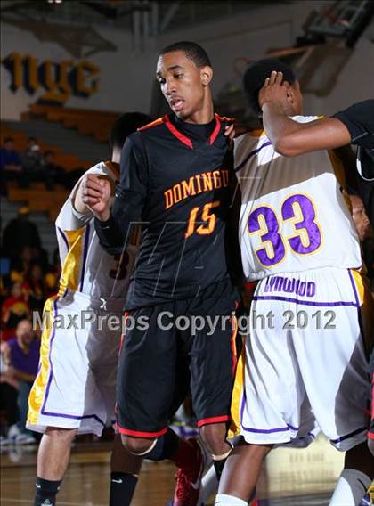 Thumbnail 3 in Dominguez vs. Lynwood photogallery.