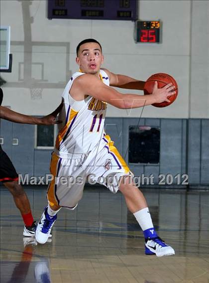 Thumbnail 1 in Dominguez vs. Lynwood photogallery.