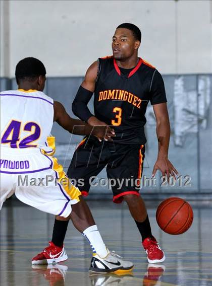 Thumbnail 1 in Dominguez vs. Lynwood photogallery.