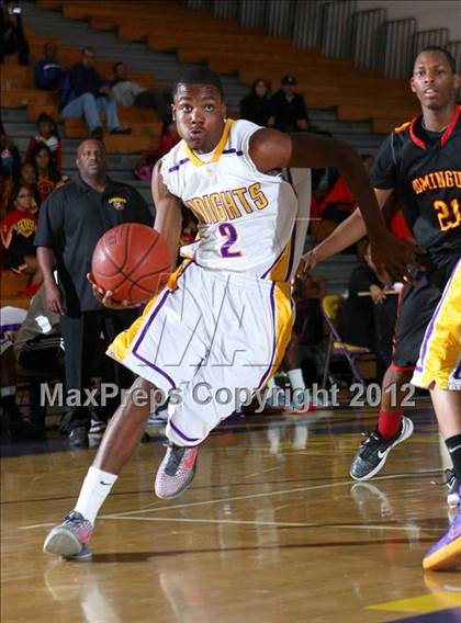 Thumbnail 3 in Dominguez vs. Lynwood photogallery.