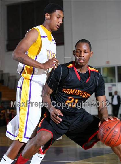 Thumbnail 2 in Dominguez vs. Lynwood photogallery.