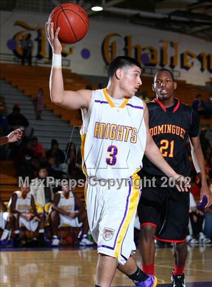 Thumbnail 2 in Dominguez vs. Lynwood photogallery.