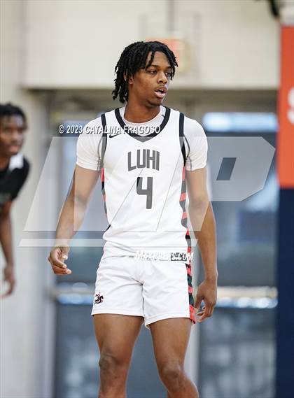 Thumbnail 3 in Long Island Lutheran vs. Bishop Walsh (Metro Classic) photogallery.
