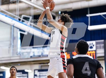 Thumbnail 2 in Long Island Lutheran vs. Bishop Walsh (Metro Classic) photogallery.