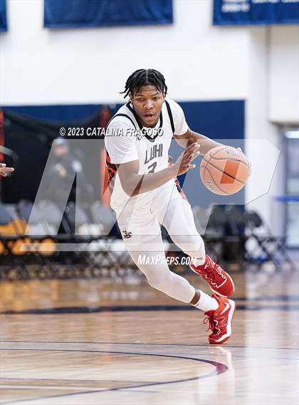 Thumbnail 3 in Long Island Lutheran vs. Bishop Walsh (Metro Classic) photogallery.