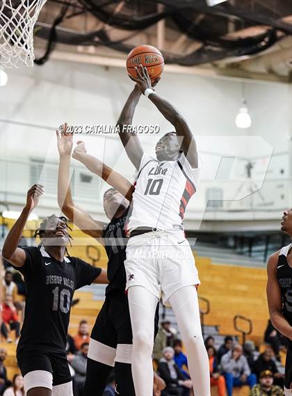 Thumbnail 1 in Long Island Lutheran vs. Bishop Walsh (Metro Classic) photogallery.