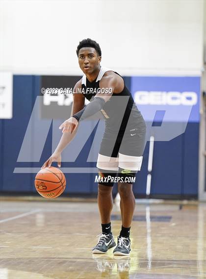 Thumbnail 2 in Long Island Lutheran vs. Bishop Walsh (Metro Classic) photogallery.