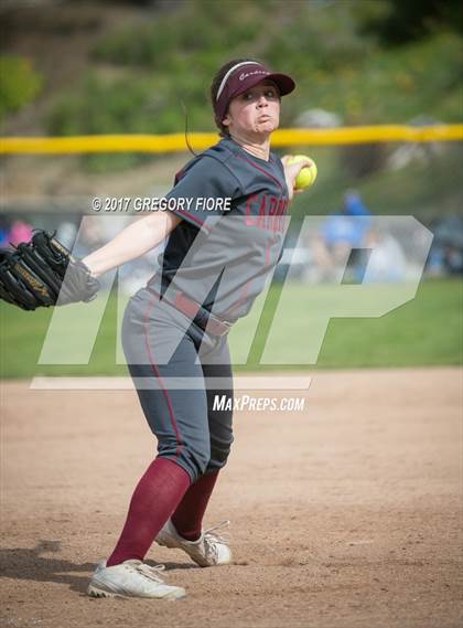 Thumbnail 3 in Village Christian vs. Santa Paula photogallery.