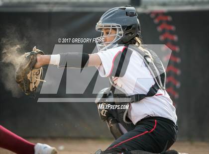 Thumbnail 2 in Village Christian vs. Santa Paula photogallery.