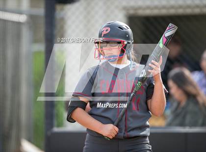Thumbnail 3 in Village Christian vs. Santa Paula photogallery.