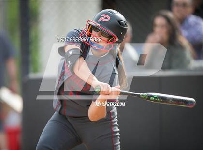 Thumbnail 2 in Village Christian vs. Santa Paula photogallery.
