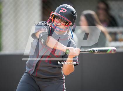 Thumbnail 1 in Village Christian vs. Santa Paula photogallery.
