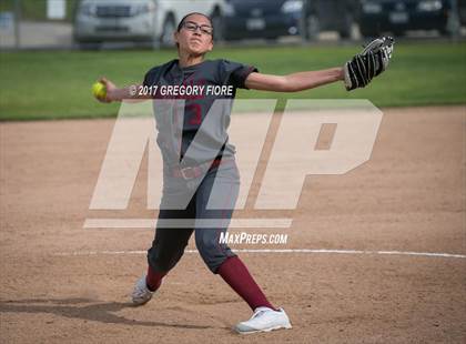 Thumbnail 1 in Village Christian vs. Santa Paula photogallery.