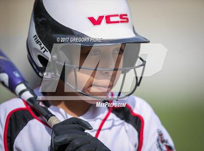 Thumbnail 1 in Village Christian vs. Santa Paula photogallery.