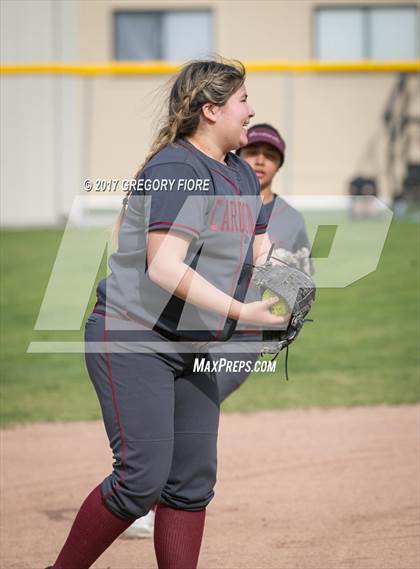 Thumbnail 2 in Village Christian vs. Santa Paula photogallery.