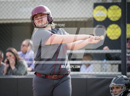 Thumbnail 1 in Village Christian vs. Santa Paula photogallery.