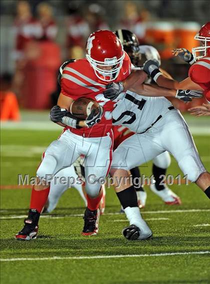 Thumbnail 1 in Howe @ Ponder photogallery.