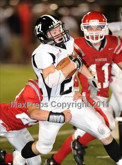 Thumbnail 2 in Howe @ Ponder photogallery.